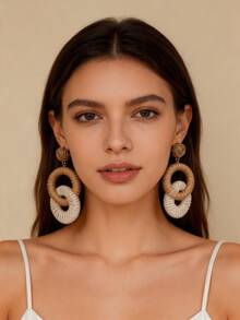 1 Pair Ins Bohemian Straw Woven Earrings, Earth Tone Color Block Round Hoop Earrings, Beach Vacation Photo Props, Beach Holiday, Daily Commute, Spring/Autumn Outing Picnic, Music Festival, Bestie Travel Photo, Date Night, Student Campus, Mori Pastoral Style - Khaki - View 9