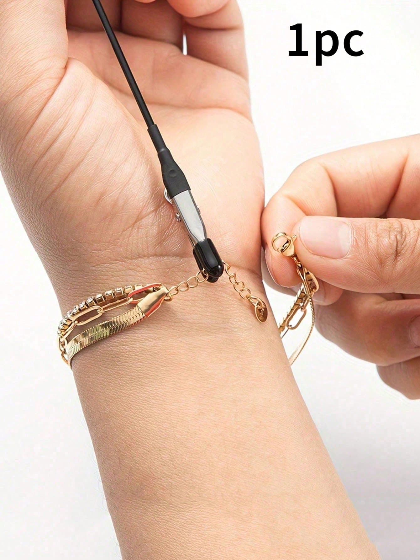 1pc Stainless Steel Bracelet Clasp Helper, Jewelry Bracelet Clasp Assist Tool, Portable Bracelet Tool For Jewelry And Hook Equipment, Adjustable Bracelet Clasp Accessory - Easy To Use Jewelry Helper For Women - Black - View 1
