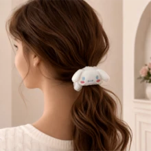 Miniso Sanrio Cinnamoroll 主題絨毛化妝髮圈，優質柔軟布料溫柔護髮，適合返校季洗臉、敷面膜與瑜珈使用，彈性舒適美學設計 - 白色 - 查看 2