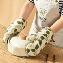 Double-Sided Quilted Thickened Oven Mitts Baking Heat-Resistant Cooking Gloves Microwave Oven Glove Set - View 5