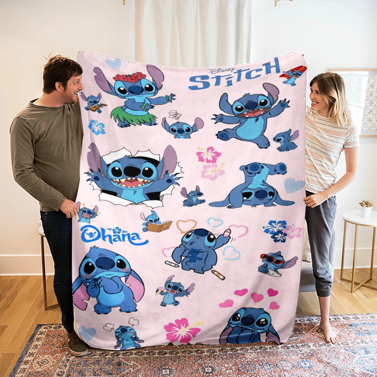1PC Pink Floral Heart Stitch Disney Flannel Printed Blanket, Air Conditioner Cover Blanket - 100% Polyester Knitted Quilted Blanket, Digital Print - Comfortable Bedding Suitable For All Seasons, Perfect For Napping, Camping, Travel - Ideal Gift For Friends And Family, Comfortable Flannel Blanket - Multiple Sizes Available, Ultra Soft, Suitable For Sofa/Bed, All Season Essential, Perfect For Daily Rest On The Sofa - Multicolor - View 1