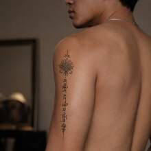 1 pieza Pegatina de tatuaje temporal de PVC impermeable y resistente al roce con patrón realista de loto, adecuada para uso diario - Gris - Ver 5