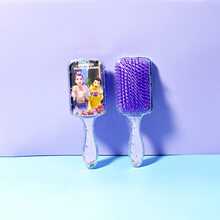 Hasbro Brosse à cheveux de massage avec coussinet fille de dessin animé mignonne, peigne démêlant antidérapant, cadeau d'anniversaire pour femmes et filles - Voir 13