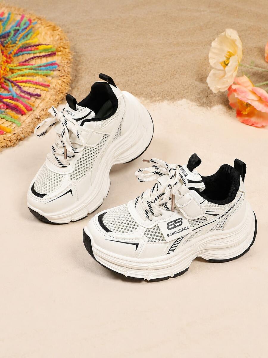 1 Pair White Mesh Breathable Chunky Sneakers For Young Students, Black Patchwork Fabric, Thick Sole Height Increasing Casual Sports Shoes, Non-Slip Lace-Up & Hook-And-Loop Closure, Suitable For Daily Casual, Outdoor Training, Travel, Vacation, Home, Party, New Arrival For Summer And Autumn - Black and White - View 1