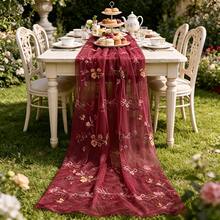 Runner da Tavolo Ricamato con Farfalla e Fiori Champagne Adatto per Matrimoni - Elegante Decorazione da Tavolo Trasparente con Ricamo, Tessuto, Lunghezza per Schienale della Sedia, Velo o Decorazione per Feste, Runner da Tavolo Decorativo Multiuso per Eventi Speciali - Bordò - Visualizzare 2
