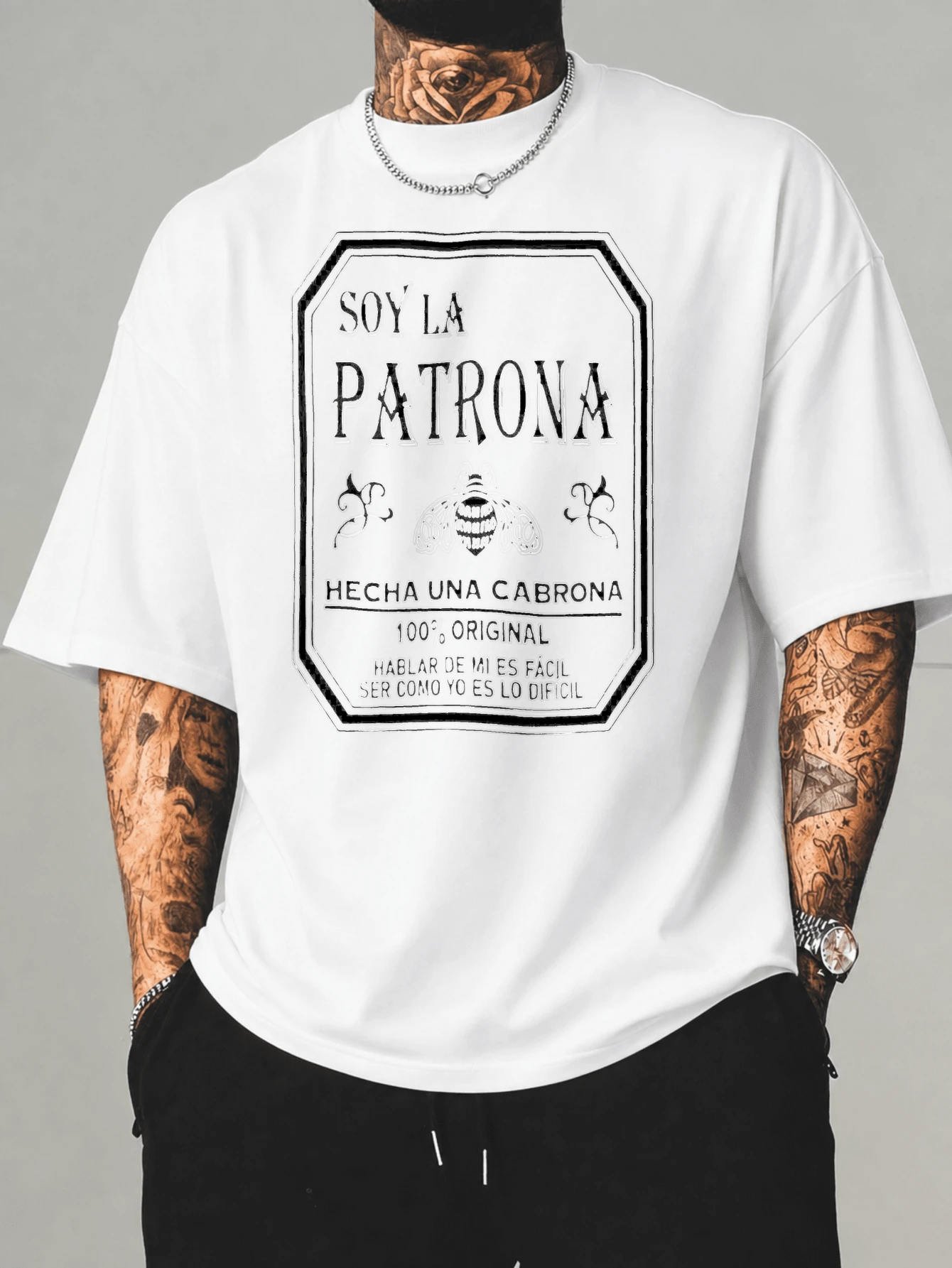 Women's Empowerment T-Shirt "Soy La Patrona" In Spanish - Original Design With Mexican Phrase And Floral Bee Graphic, Loose Fit, Crew Neck, Casual Streetwear, Stretchy - 白色 - 查看 1