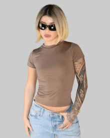 Women's Summer Cropped T-Shirt With Short Sleeves And Round Neck, Slim Fit, Solid Color, Aitona - 鏽棕色 - 查看 1