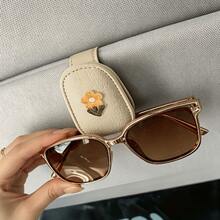 Fashionable Eyeglass Holder Clip, Embroidered Floral Design, Creative Car Visor Clip, Multi-Functional Ticket Clip, Bill And Card Organizer, Car Interior Eyewear Storage, Fun Decorative Accessory, Convenient Eyeglass Holder, Elegant Car Accessory, Summer Travel Essential - Multiple Styles - View 8