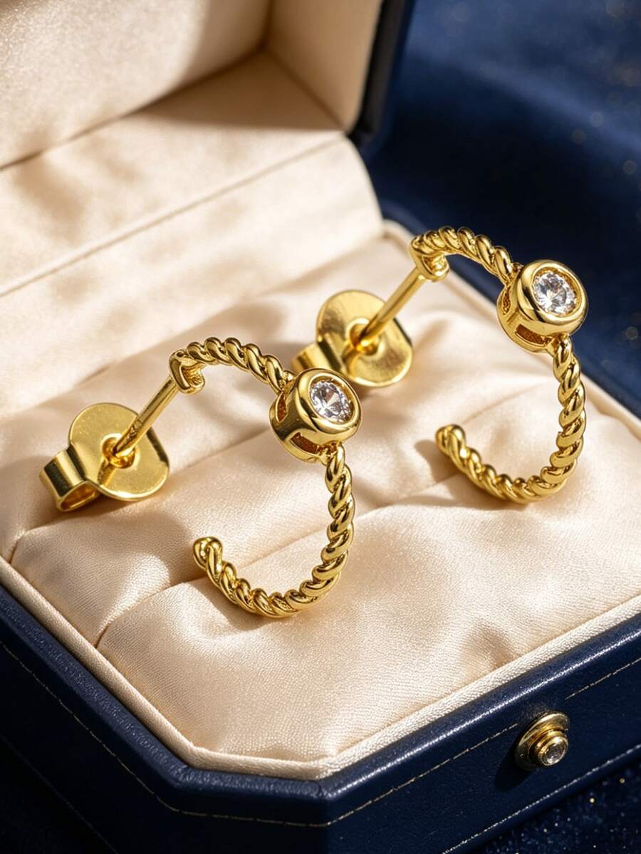 Women's Gold-Plated Twisted C-Shaped Rhinestone Earrings, Minimalist Luxury Style, Suitable For Daily Commute And Workplace Wear, Ideal Gift For Fashion Enthusiasts - Gold - View 1