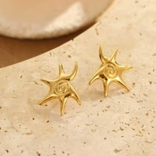 1 Pair Asymmetrical Spiral Pentagram 3D Stud Earrings With Center Vortex Pattern Design, Millennium Y2K Hot Girl Style Accessory (Minor Scratches And Bubbles Are Normal, Please Consider Carefully Before Purchasing) - Yellow Gold - View 3