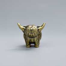 Solid Brass Vintage Mini Cow Figurine, Mini Decorative Ornament, Creative Craft For Tea Table/Desk - Charming Modern Desktop Decor, Suitable For Bedroom/Living Room, Perfect Gift Or Collectible, Creative Craft Gift - Multicolor - View 4