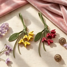 客製化花卉皮革鑰匙圈－個性化鬱金香花束附流蘇，手工包包吊飾送給她，禮物，適合畢業、婚禮 - 多色-花束鑰匙扣 - 查看 4