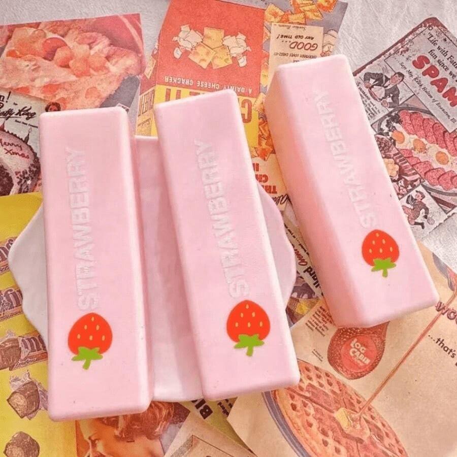2件裝粉色草莓絨毛玩具、黃色奶油棒柔軟玩具,奶油香味 - 適合玩耍與紓壓,感官紓壓玩具,禮品袋小禮物、派對贈品、皮納塔填充物、嘉年華聖誕襪填充物、生日禮物、母親節禮物、畢業禮物 - 彩色 - 查看 1