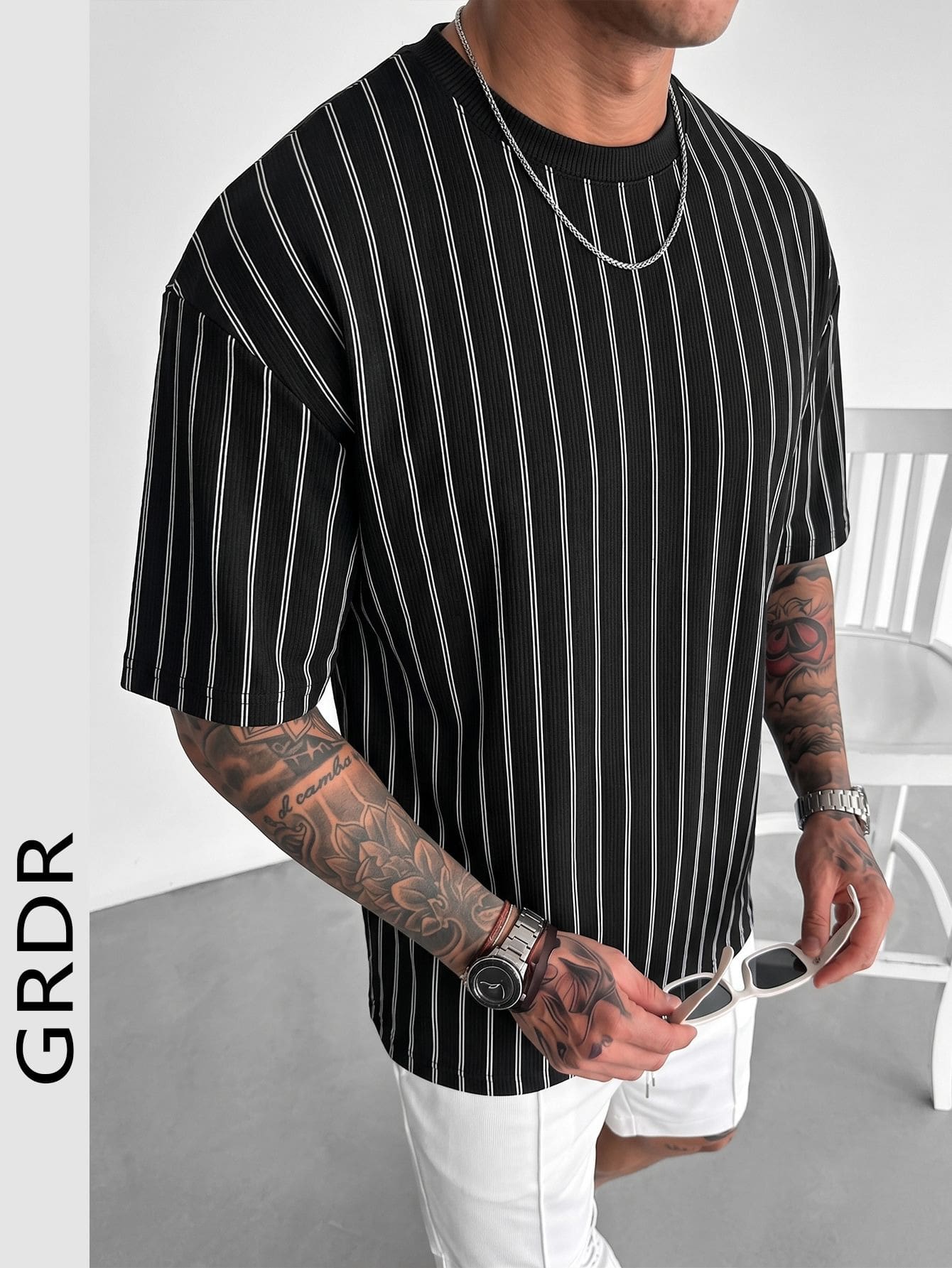 Camiseta de cuello redondo de manga corta de moda para hombres GRDR | Diseño exquisito | Esencial de verano | Fácil de combinar | Muestra tu estilo
