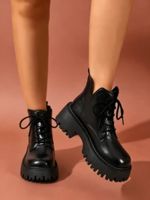 Women's Black Lace-Up Thick-SoleBoots, Casual Versatile Platform Ankle Boots For Fall And Winter - Black - View 3