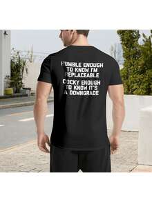 Una camiseta estampada por ambos lados con el mensaje La humildad puede reemplazar el conocimiento, la confianza conduce a la caída, estilo unisex de manga corta. Diseño de cuello redondo - Negro - Ver 5