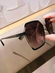 1 Stück elegante Damen-Modegläser mit Farbverlauf, geeignet für Strandurlaub, Outdoor-Aktivitäten und Reisen, ideal für den täglichen Gebrauch und Business lässig im Herbst/Winter. Diese Brille verfügt über elegante Oversized quadratische Rahmen und zeigt einen modischen Stil. - Schwarz - Übersicht 2