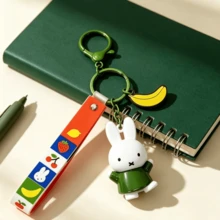 官方授權 Miffy 經典鑰匙圈，可愛風 Miffy 兔兔角色設計，迷你吊飾小掛件，優質 PVC 精緻工藝，手提包、背包與鑰匙配件，適合日常使用，生日、聖誕、節日及 Miffy 粉絲禮物 - 綠色 - 查看 2