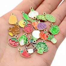20 piezas de dijes de esmalte con forma de verduras, colgantes de chile, tomate, patata, maíz, zanahoria, dijes de comida, accesorios y hallazgos para hacer joyas DIY - verdura - Ver 6