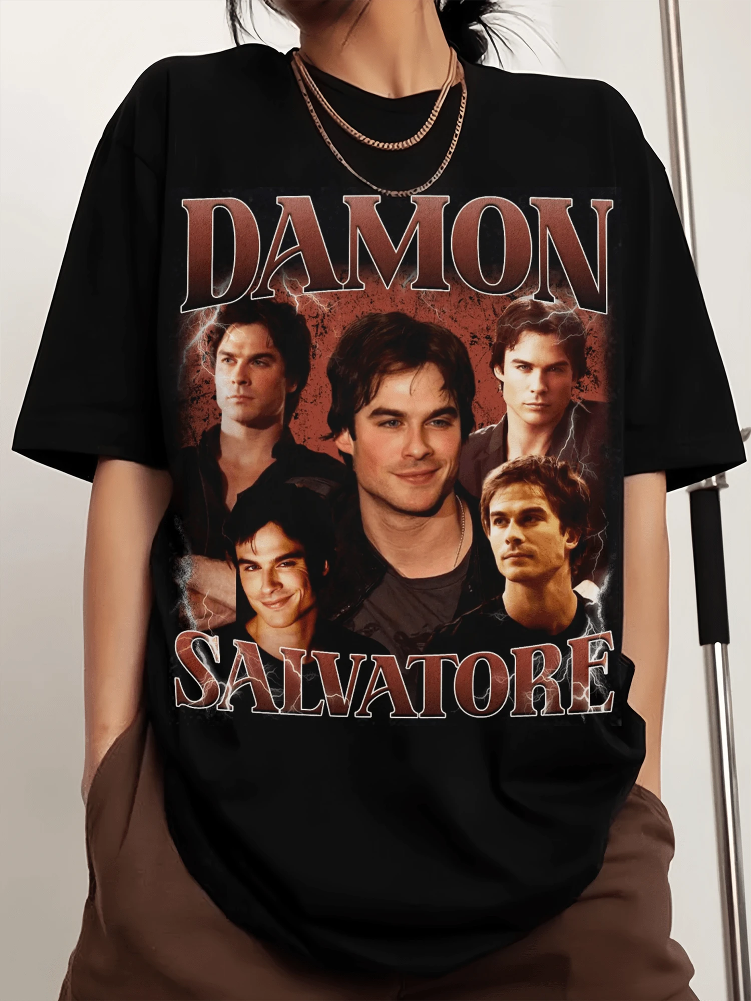 Damon Salvatore Men's Sports T-Shirt With Crew Neck And Print, Short Sleeves - 黑色1 - 查看 1