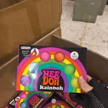Nee Doh Rainboh 6入組迷你彩虹捏捏球禮盒，口袋尺寸收藏組，適用於海邊旅行袋、宿舍窗台、露營野餐墊、生日派對及青少年愛好紀念品 - 1pc - 查看 9