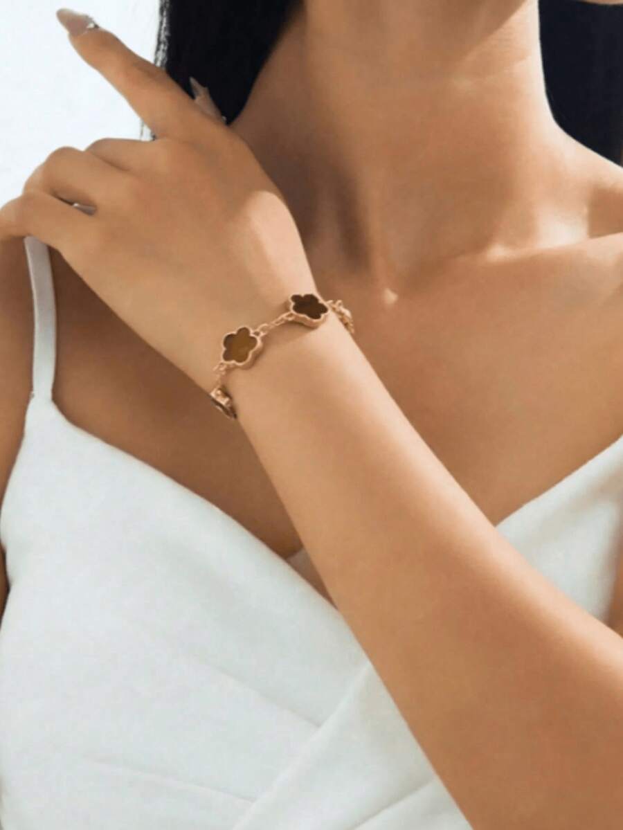 Set Of 1 Piece Of Fashionable Colorful Clover Charm Bracelets, Versatile Bracelet Set For Women - Brown - View 1