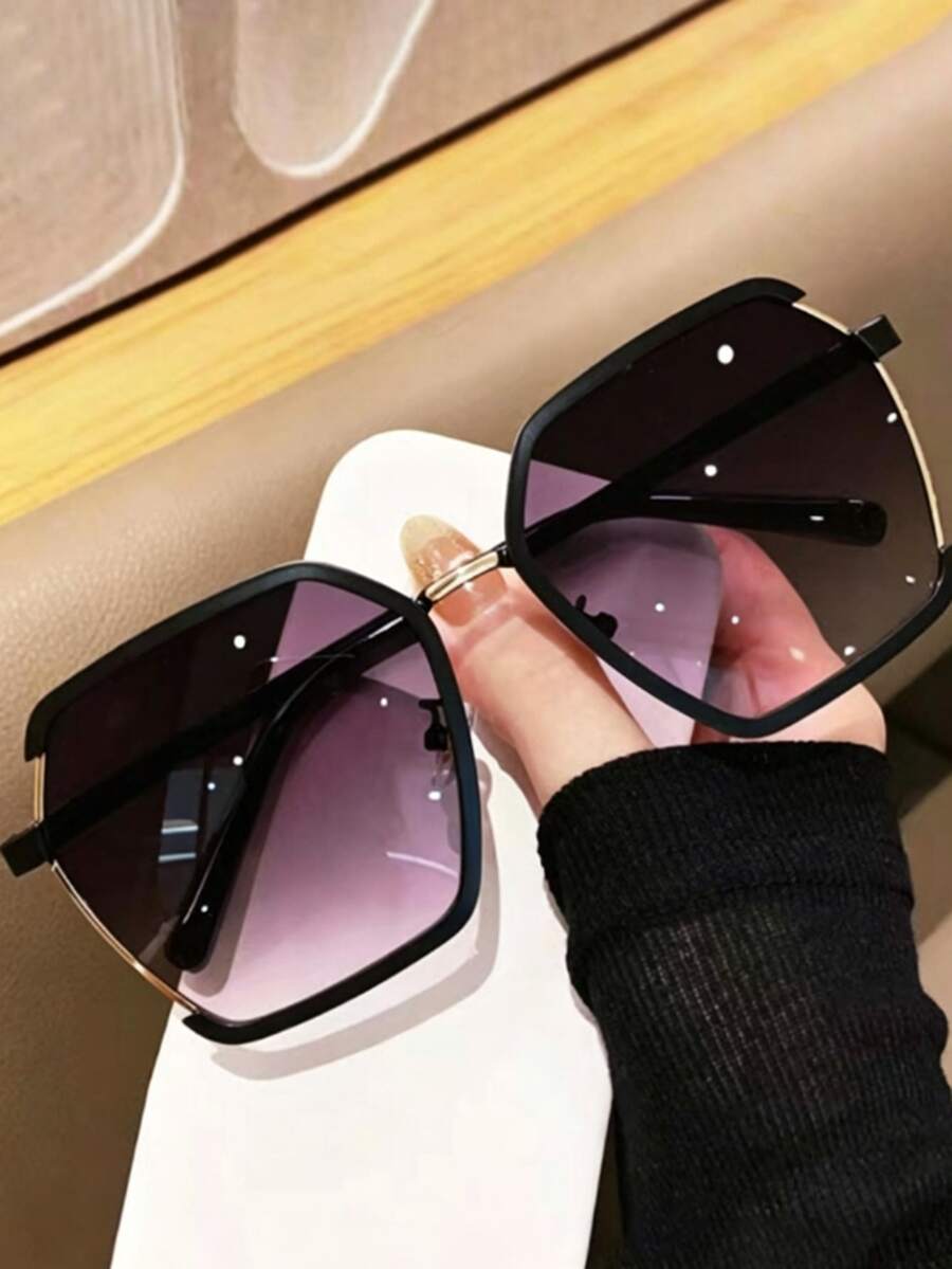 1 Stück elegante Damen-Modegläser mit Farbverlauf, geeignet für Strandurlaub, Outdoor-Aktivitäten und Reisen, ideal für den täglichen Gebrauch und Business lässig im Herbst/Winter. Diese Brille verfügt über elegante Oversized quadratische Rahmen und zeigt einen modischen Stil. - Schwarz - Übersicht 1