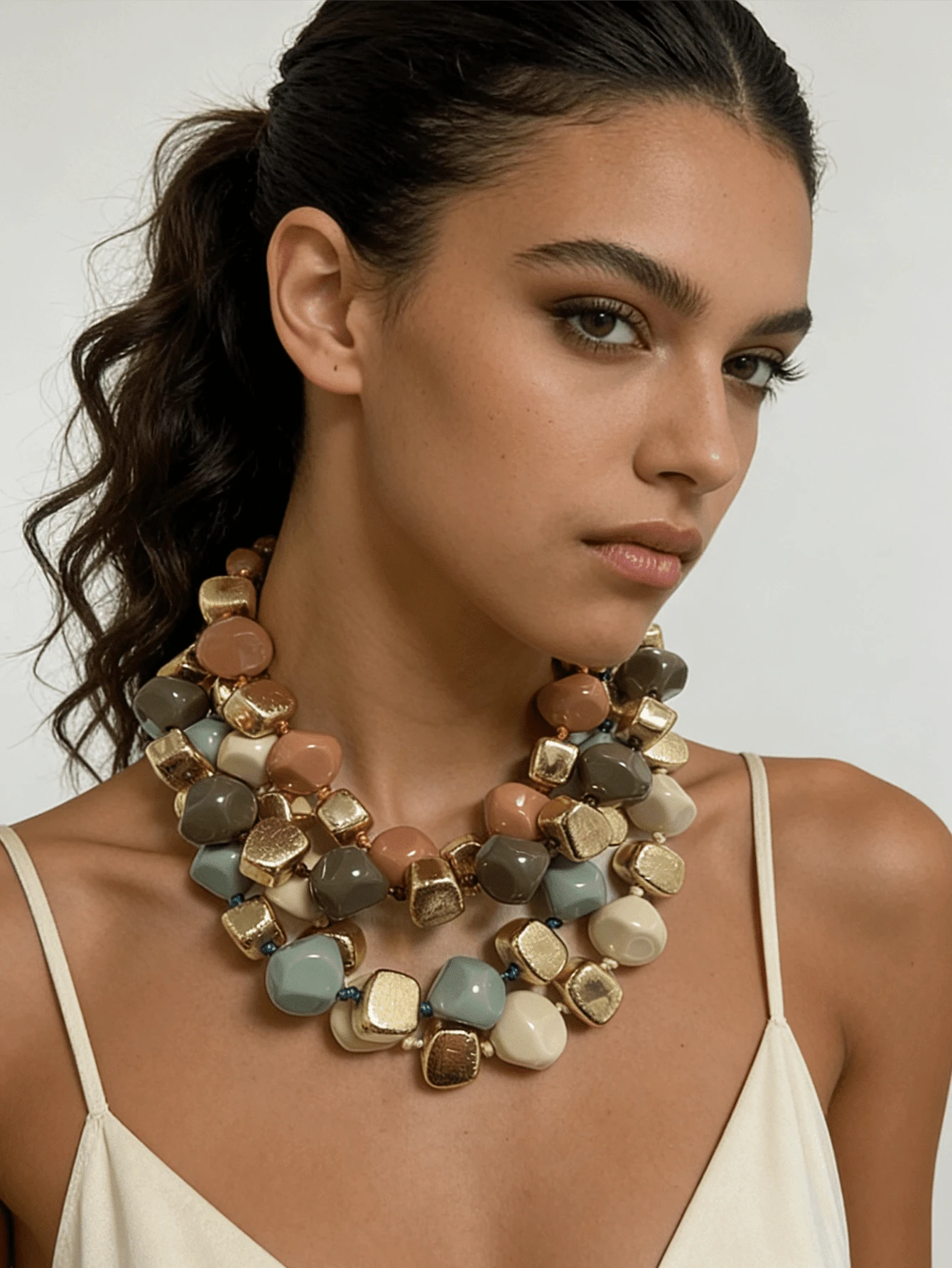 1pc Casual Luxury Fresh Versatile Geometric Resin Round Handmade Layered Necklace For Women - Casual Beaded Necklace - View 1