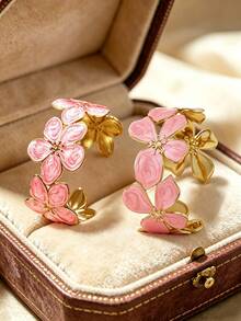 3 PIEZAS Pulseras de acero inoxidable para mujer con diseño minimalista de moda vintage elegante, forma de flor de plumeria/flor de cuatro hojas asimétrica, adecuadas para uso diario/fiesta/banquete nocturno/desplazamiento/té de la tarde/pueden ser un regalo festivo para seres queridos - Amarillo Oro - Ver 5