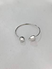 1pc Niche Design Premium Women's Bracelet, Versatile Decorative Accessory For Party, Vacation, Daily Commute - Silver - View 6