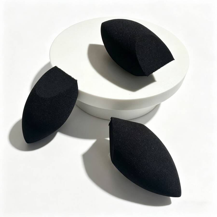 3pcs Dry & Wet Use Makeup Sponges, Latex-Free Washable Reusable Powder Puffs, Soft Texture For Seamless Application, Suitable For Loose Powder, Foundation, Liquid Makeup, Portable Travel Beauty Essential - Black - View 1