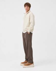 UGG Heritage Utility Axoid 絨面革 百搭舒適 低筒 生活休閒鞋 男款 栗色 - 紫紅色 - 查看 9