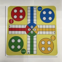 6人經典飛棋桌遊毯，快節奏多人互動遊戲墊，厚實耐用材質，抗折疊抗撕裂，適合節日派對、家庭聚會、休閒團隊建設，多功能娛樂用品，增進與親友互動，適合各年齡層的休閒教育桌遊毯（不含棋子） - 彩色 - 查看 9