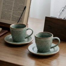 WGROOM 2件組 (1杯1碟) 陶瓷咖啡杯碟組，適用於居家、廚房、餐廳、客廳，飲用杯、茶杯、冷飲杯、保溫馬克杯，適合茶、咖啡、牛奶、果汁，婚禮、宴會、禮物、生日 - 彩色 - 查看 3