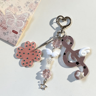 Millennium Y2K Style Sweet Versatile Four-Leaf Clover Music Note Keychain Pendant, Girly Backpack Car Key Ring Accessory For Women, Summer Beach Vacation, Travel, Birthday Party Gift, Valentine's Day