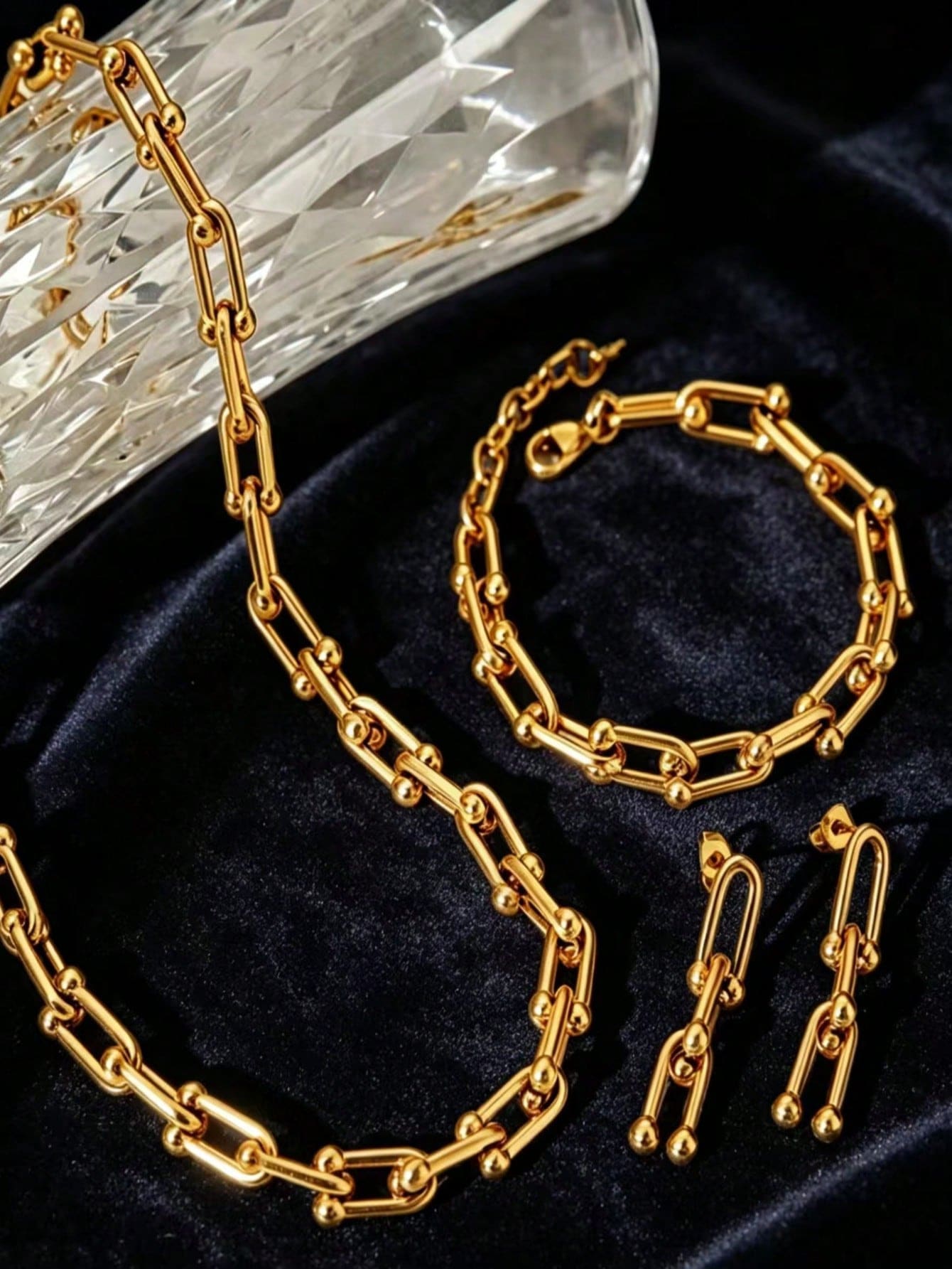 Set Perhiasan Pernikahan Kalung, Gelang, dan Anting Rantai Tebal dengan Sambungan Bentuk U dari Baja Tahan Karat - MultiWarna - View 1