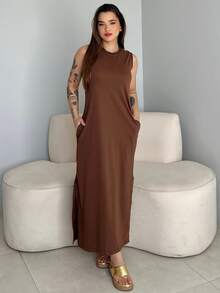 Vestido Longo Casual Básico Cavado Fenda Lateral Com Bolso Soltinho Leve Confortável Dia a Dia - Marrom Escuro - Visão 5