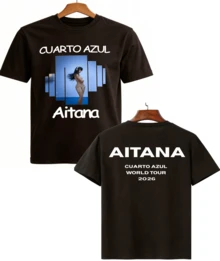 Aitanaa T-Shirt 100% Cotton Double-Sided Print: Front Portrait Of The Artist Framed By Blue Blocks With Inscription "Cuarto Azul", World Tour 2026, Official Tee Of Spanish Pop Tour. - 黑色 - 查看 1