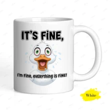 Taza de café de cerámica con estampado divertido de pato estresado y el texto "Todo está bien". Taza original, perfecta como regalo de cumpleaños asequible. - Blanco - Ver 5