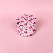新款粉色少女風萬聖節系列圖案研磨器 50MM - 柔美可愛酷感風格 4層鋅合金手動研磨器,適合手捲研磨!送女友的完美禮物! - 查看 10