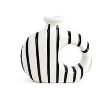Jarrón de resina con diseño de donut hueco a rayas negras y blancas, estilo nórdico minimalista moderno, diseño asimétrico con agujero redondo hueco, contenedor de doble uso para flores secas y botella difusora de aromaterapia, 2 tamaños, adecuado para decoración de sala de estar y regalo de inauguración de casa - Frasco de aromaterapia a rayas blancas y negras - Ver 13