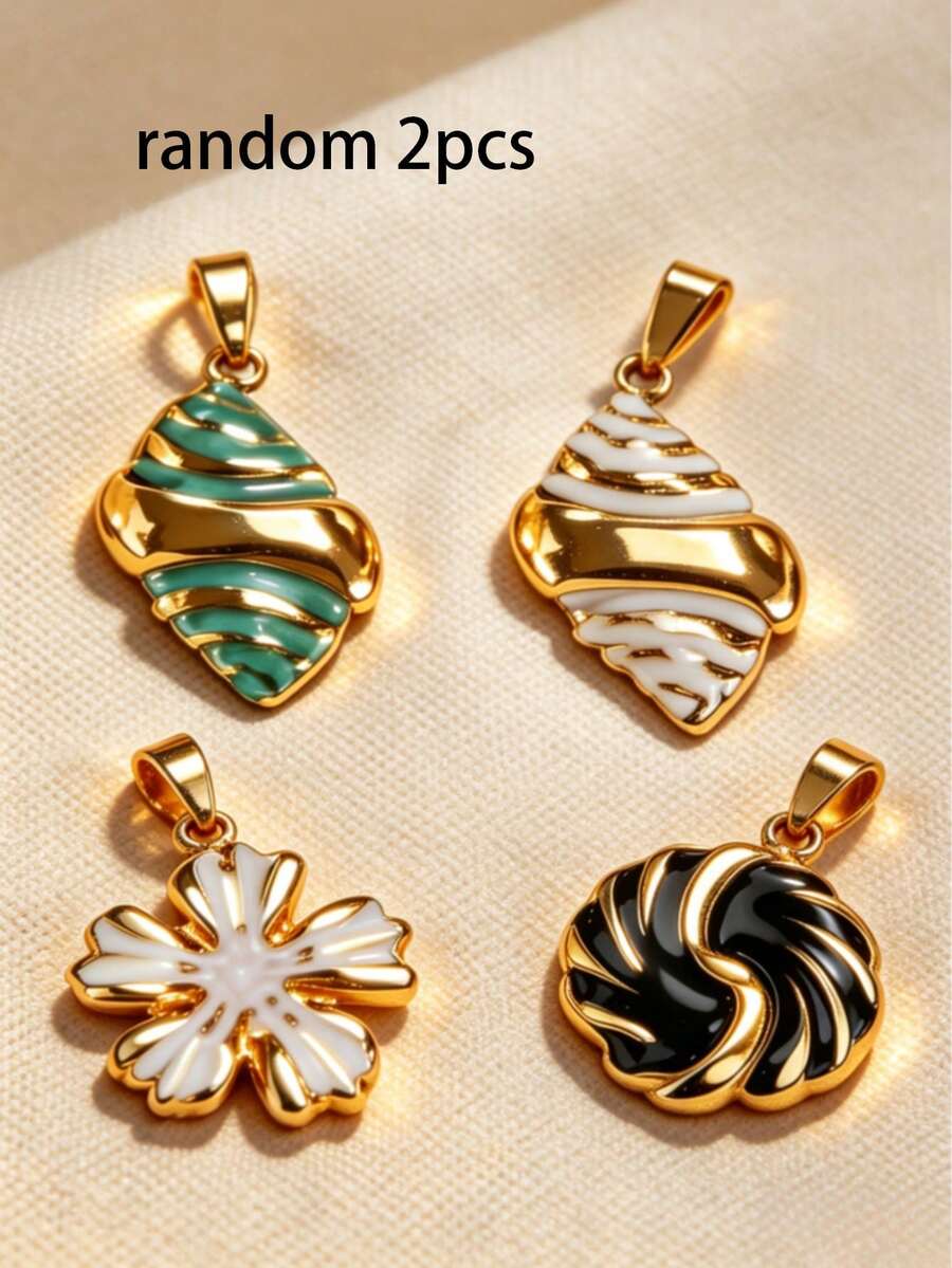 多件式法式風格多彩漩渦琺瑯不鏽鋼吊墜套組 Random2pcs (4件組 - 2款隨機風格組合，3件組 - 1款隨機鍊條)。可用款式：漩渦、菊花、黑金漩渦以及法式海洋主題波浪琺瑯珍珠吊墜。