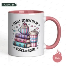 Taza de cerámica con estampado de libros y café. Taza minimalista y estética para leer o para la oficina. Taza original, perfecta como regalo de cumpleaños asequible. - Rosa - Ver 5