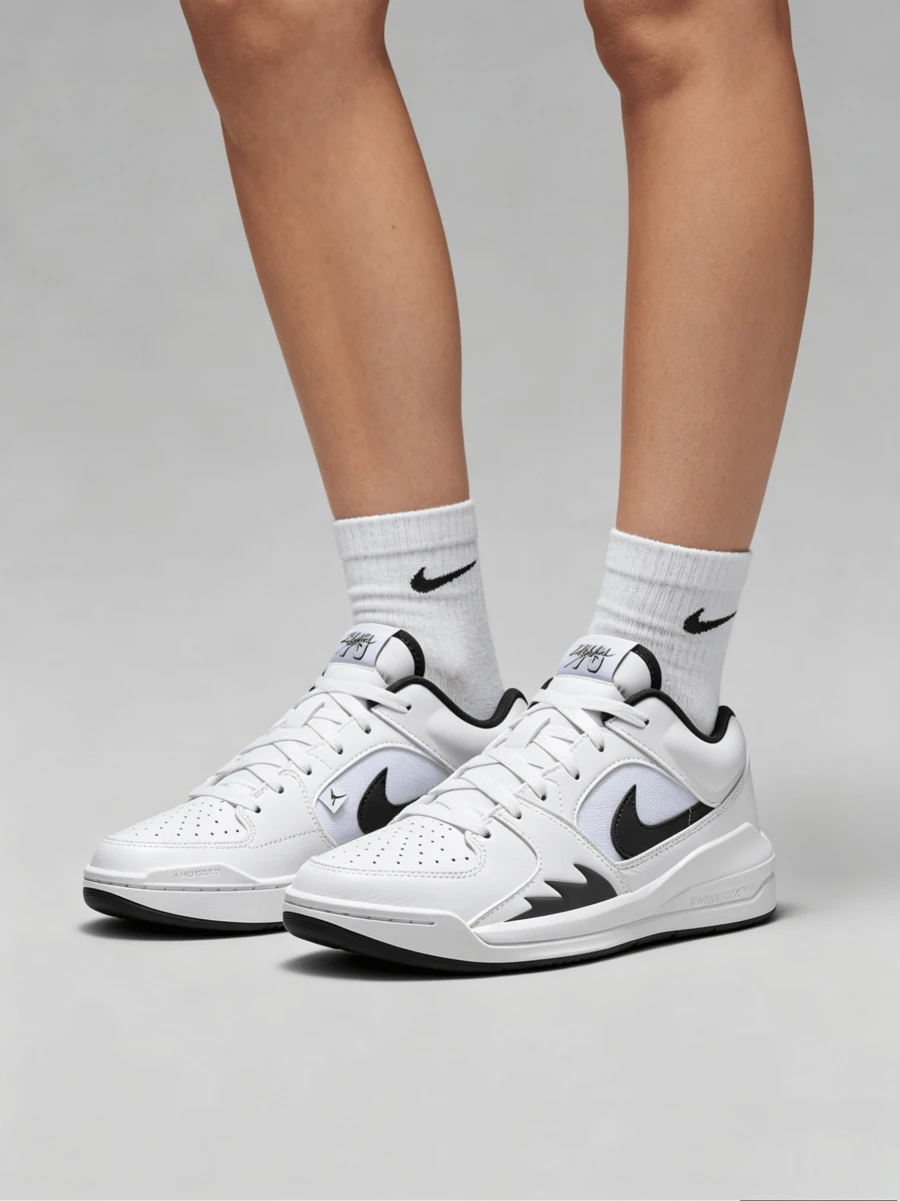 Nike Jordan Stadium 90 Comfortable, Simple, Versatile, Non-Slip, Durable Low-Top Casual Shoes For Women - White Black - View 1