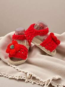 1 Pair Infant Flower Crochet Sandals, Pre-Walker Soft Sole Shoes - Red - View 6