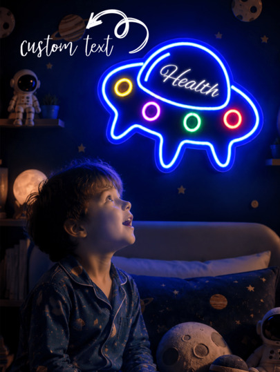 Letreiro LED Neon Personalizável em Forma de Foguete Astronauta OVNI, Suporta Personalização de Texto com Nome, Múltiplas Opções de Cor de Luz com Proteção Suave para os Olhos e Brilho Ajustável, Alimentação USB de Baixa Tensão e Sem Cintilação, Painel Traseiro de Acrílico Transparente Reforçado Fácil de Pendurar. Estilo Espacial Sci-Fi Perfeito para Quarto de Rapaz, Decoração de Parede de Quarto, Atmosfera Completa, Escolha Criativa de Nicho para Aniversário, Primeiro Aniversário, Dia da Criança, Natal, Feriados, Fundo de Foto Viral, Sala de Jogos, Essencial de Decoração de Casa com Tema Espacial