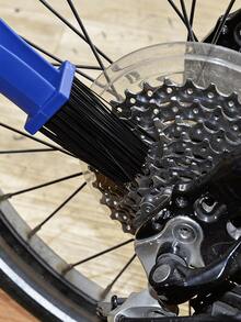 3/1pc Ergonomic Chain Cleaning Brush, 3-Sided Heavy Duty Chain Brush, Suitable For Bicycle Motorcycle, Efficient Gear Maintenance Tool, Quickly Remove Oil And Dirt, Bicycle Maintenance Kit Cycling Accessories - Multiple Colors and Styles - View 6
