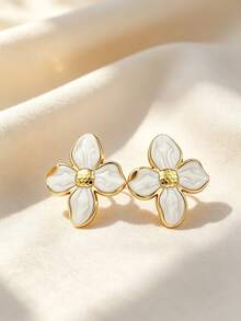 4 Paar Blumen-Ohrring-Set, große Perlen-Ohrstecker, Dreieck-Anhänger-Ohrringe, goldene Emaille-Weiße-Blumen-Ohrringe, eleganter Blumenschmuck mit Blütenblatt-Struktur, Vintage-Ohrringe, geeignet für tägliches Pendeln, Partys, Hochzeiten, verschiedene Anlässe - Verschiedenfarbig - View 3