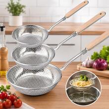Écumoire premium en acier inoxydable avec manche en bois - Cuillère de cuisson à maille fine, convient pour la préparation des aliments et l'égouttage de l'huile - Choix idéal pour les pâtes et les nouilles, parfait pour les cuisines domestiques et les restaurants - Multicolore - Voir 14