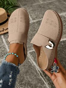 Ladies New Hook-And-Loop Metal Button Flower Pattern Hollow Design Fashionable And Casual Daily Comfortable Light Breathable Vacation Travel Wedge Hee - Grey - View 1